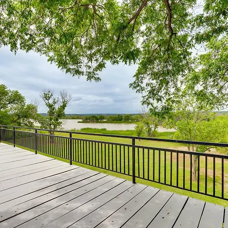 Granbury Home With Lake Views About 6 Mi To Boat Launch!